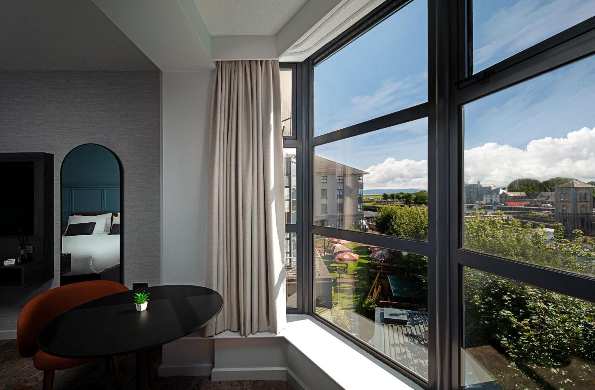 Leonardo Hotel Голвей Екстер'єр фото
